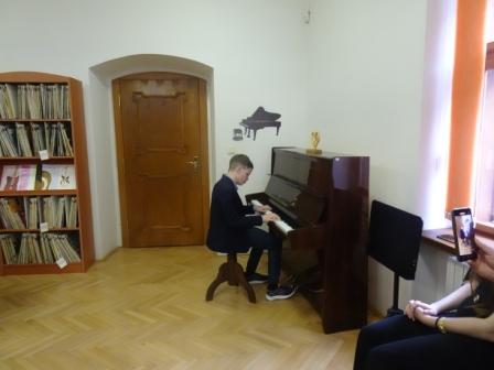 KLAVÍRNY KONCERT pre spolužiakov